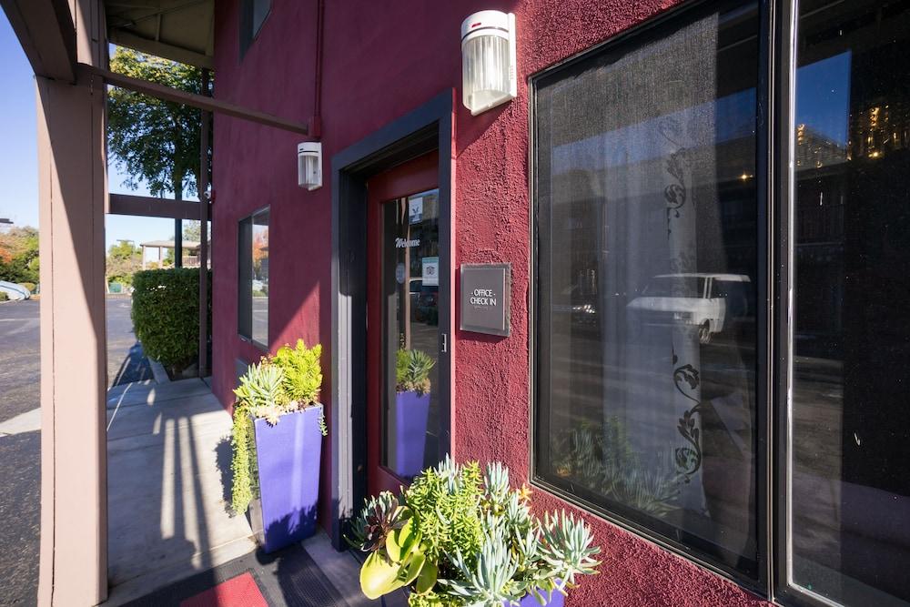 Alura Inn San Jose Exterior photo